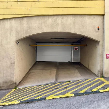 The Maison - Boutique With Terrace & Garage, 160sqm Apartament