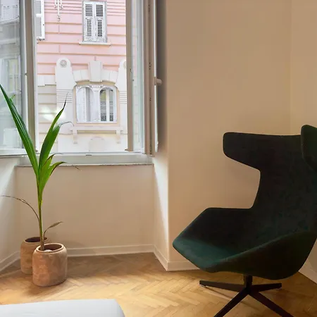 The Maison - Boutique With Terrace & Garage, 160sqm 아파트 트리에스테