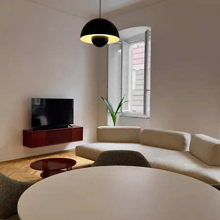 아파트 The Maison - Boutique With Terrace & Garage, 160sqm *