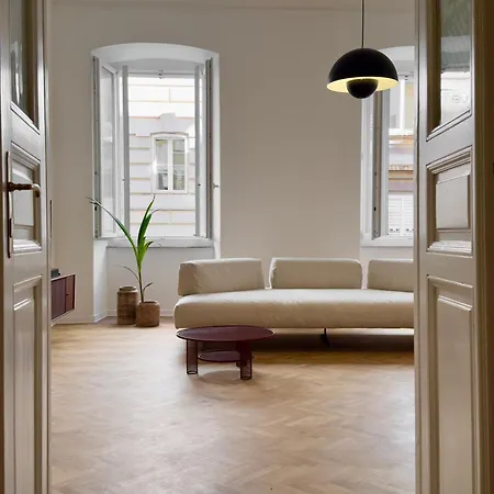 아파트 The Maison - Boutique With Terrace & Garage, 160sqm 트리에스테