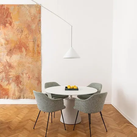 דירה The Maison - Boutique With Terrace & Garage, 160sqm טריאסטה