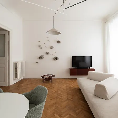 The Maison - Boutique With Terrace & Garage, 160sqm Appartamento