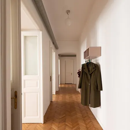 Apartamento The Maison - Boutique With Terrace & Garage, 160sqm